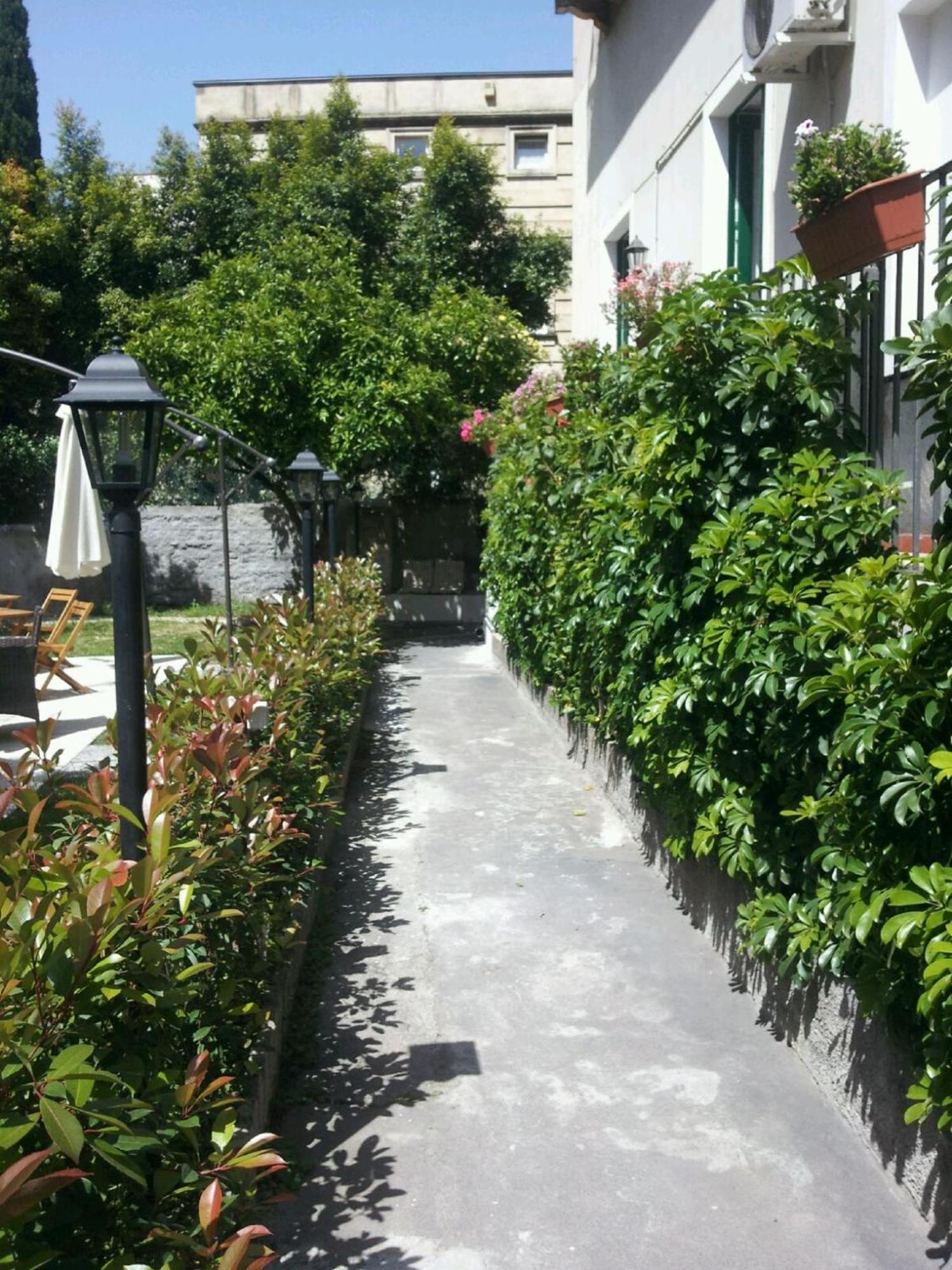 Bed and Breakfast Dimora Novecento CTA Exterior foto